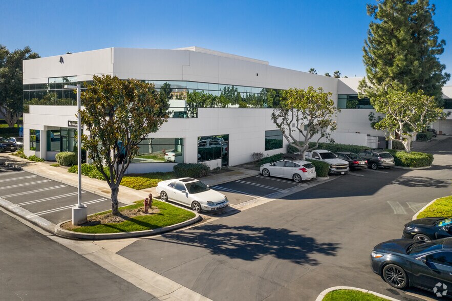 More Photos Of 15375 Barranca Pky, Irvine Office For Lease