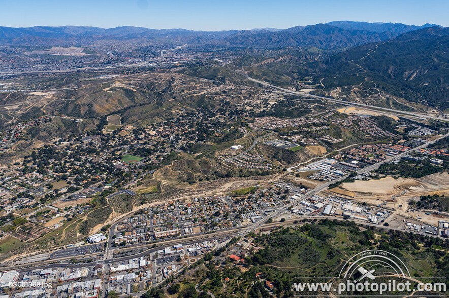 More Photos Of NWQ Newhall Ave & Sierra Hwy, Santa Clarita Land For Lease