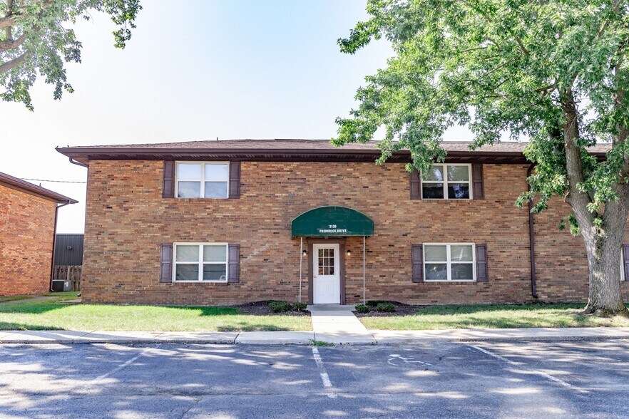 More Photos Of 2111 W Frederick Dr, Marion Apartments For Sale