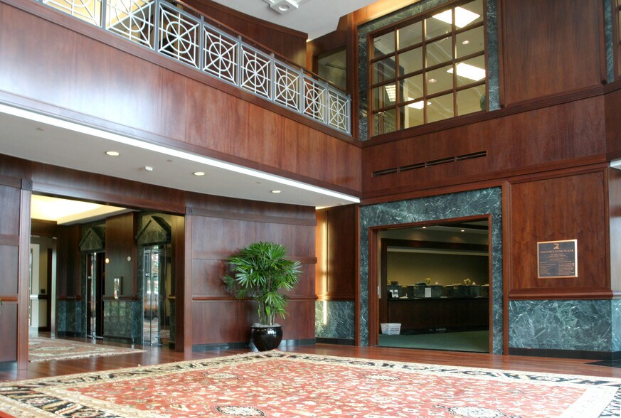 More Photos Of 272 Bendix Rd, Virginia Beach Unknown For Lease