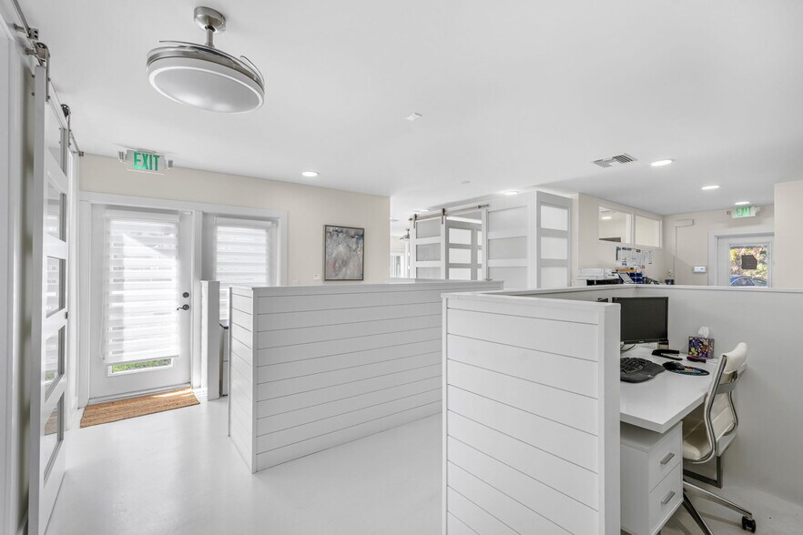 More Photos Of 9300 N A1A, Vero Beach Freestanding For Sale