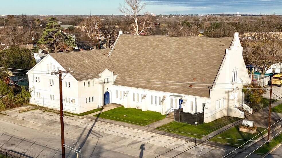 More Photos Of 507 E Mayfield Blvd, San Antonio Religious Facility For Sale