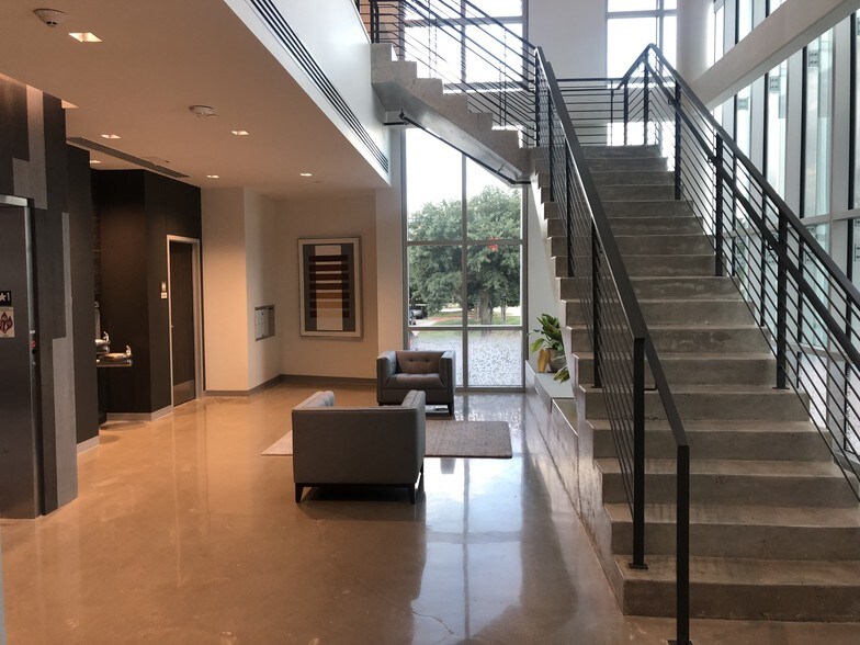 More Photos Of 4716 Dexter Dr, Plano Medical For Lease