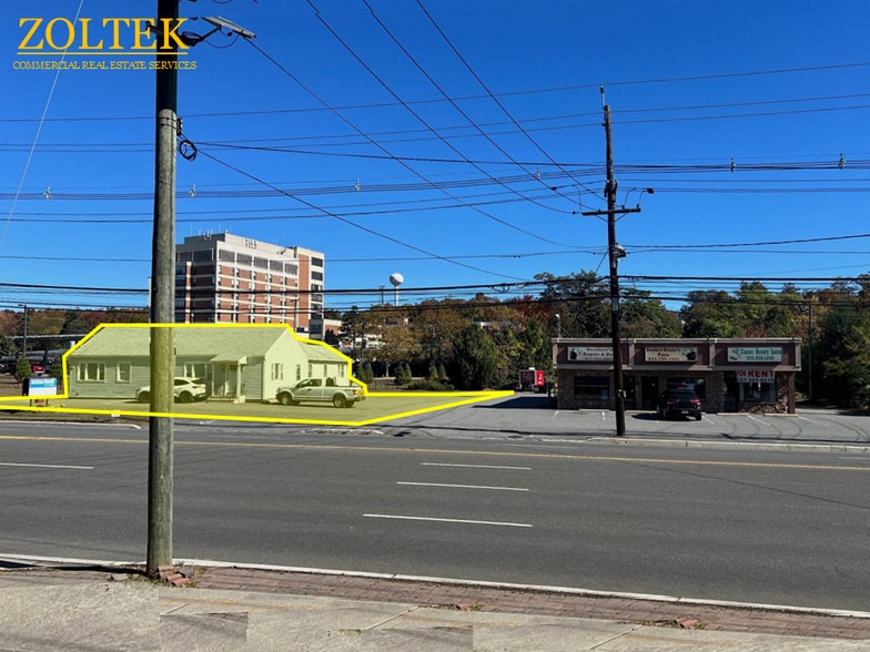 More Photos Of 180-210 Hamburg Tpke, Wayne Freestanding For Lease
