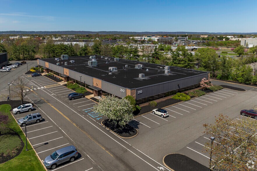 More Photos Of 250 Corporate Ct, South Plainfield Medical For Lease
