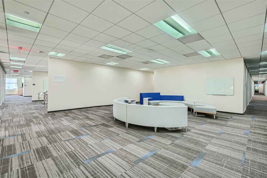 More Photos Of 1310 Rankin Rd, Houston Office For Lease