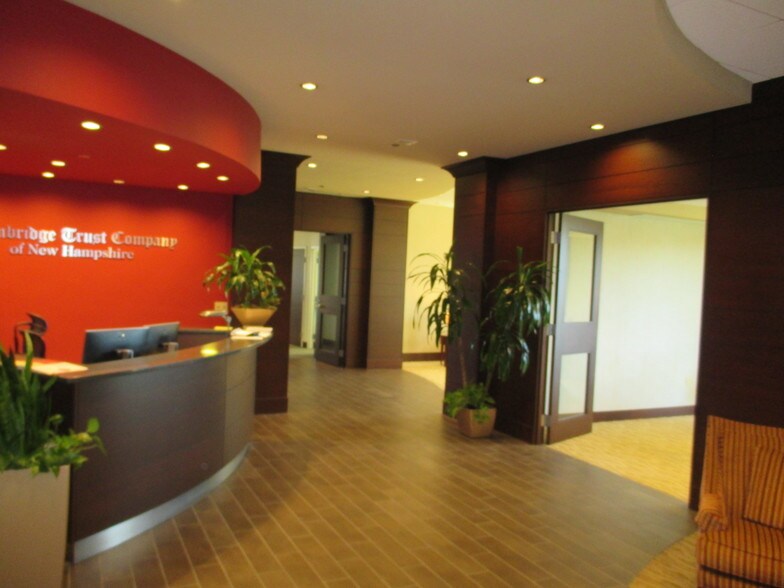 More Photos Of 1 Harbour Pl, Portsmouth Office For Lease