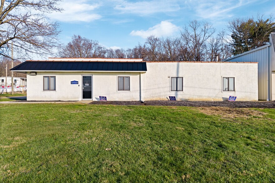 More Photos Of 8028 Newark Rd, Mount Vernon Industrial For Sale