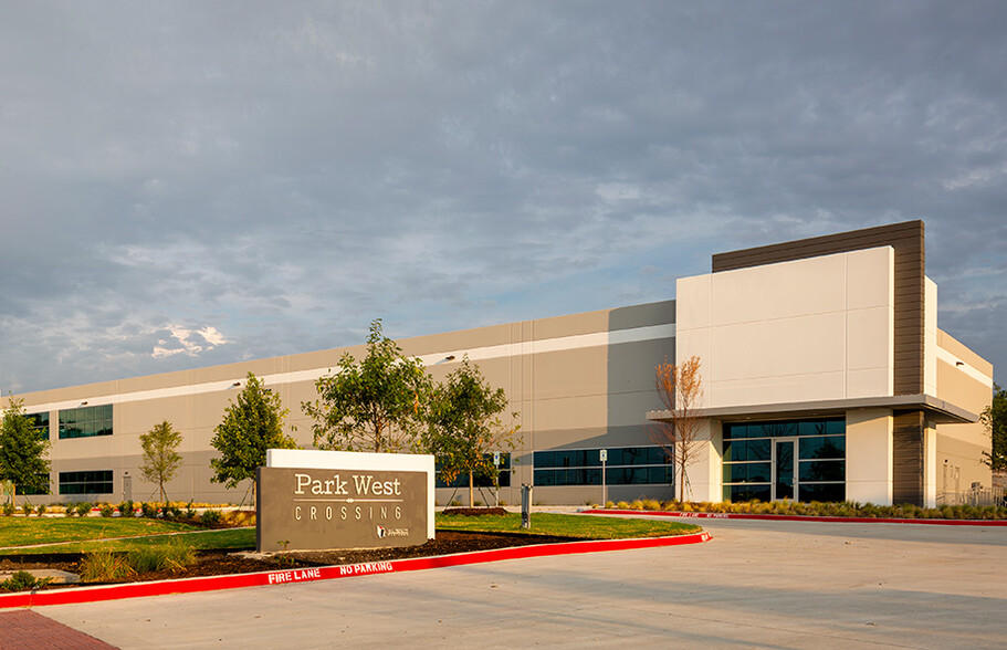 Primary Photo Of 125 Southwestern Blvd, Coppell Warehouse For Lease