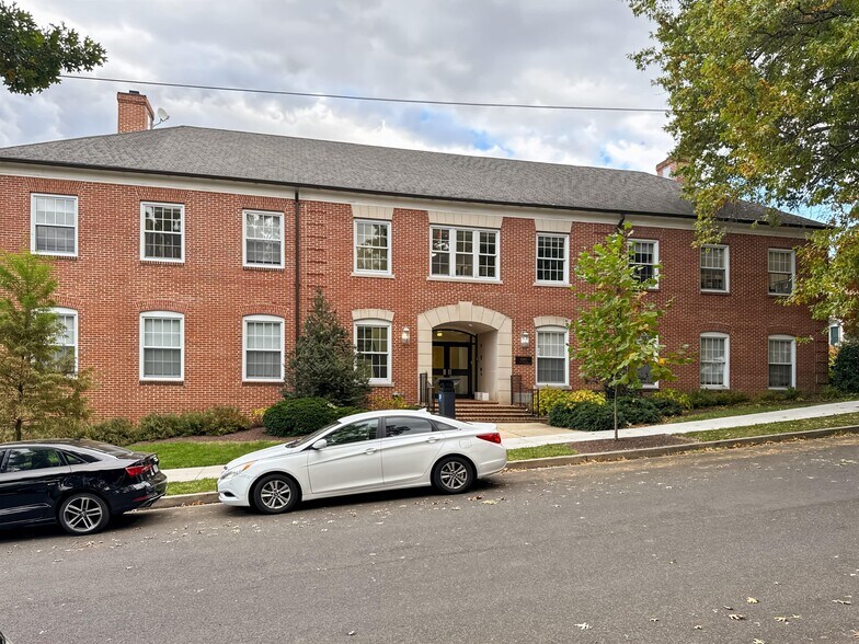 More Photos Of 4301 50th St NW, Washington Coworking Space