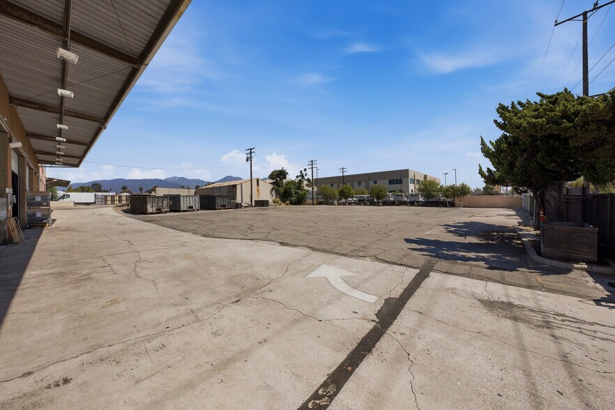 More Photos Of 1075 E 2nd St, Pomona Warehouse For Sale