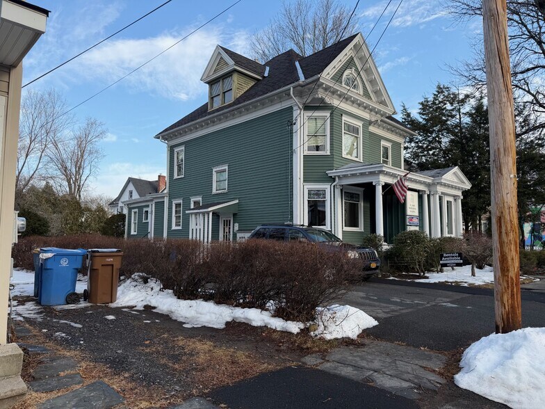 More Photos Of 79 St James St, Kingston Office For Lease
