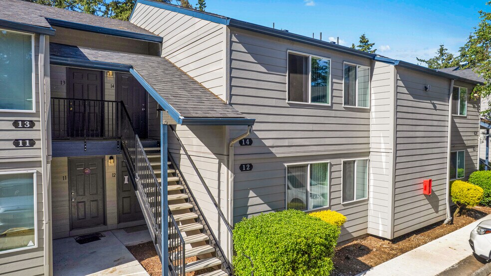 More Photos Of 12425 SE River Rd, Milwaukie Apartments For Sale