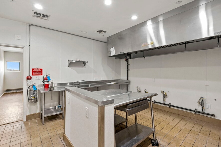 More Photos Of 17602-17606 Tucker Pl, San Antonio Rehabilitation Center For Sale