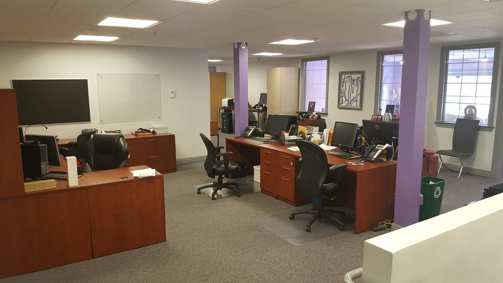 More Photos Of 980 S Amphlett Blvd, San Mateo Industrial For Sale