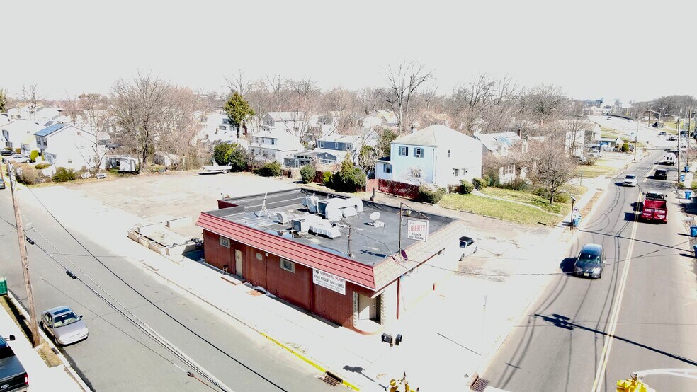 More Photos Of 633 King George Rd, Fords Restaurant For Sale