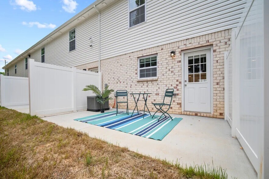 More Photos Of , Clarksville Unknown For Sale