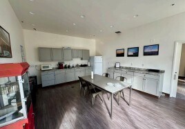 More Photos Of 440-444 Valley Dr, Brisbane Warehouse For Lease