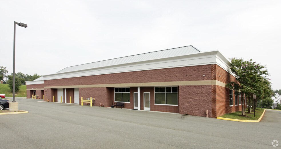 More Photos Of 5137-5161 Craig Rath Blvd, Midlothian Office For Sale