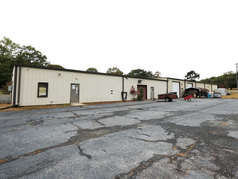 Primary Photo Of 2551 N Carolina 14, Greer Flex For Sale