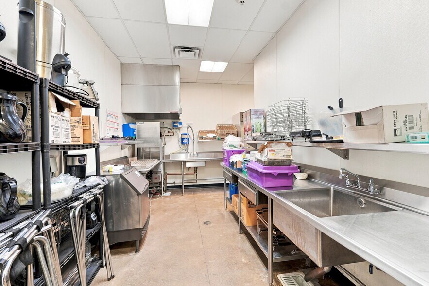 More Photos Of 100 James E Casey Dr, Buffalo Industrial For Sale