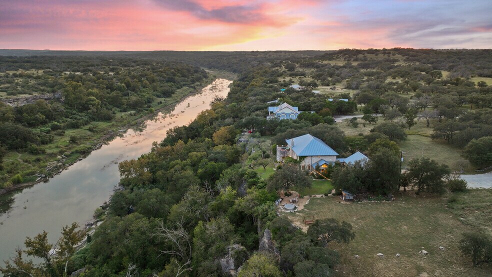 More Photos Of 5229 Hupedo Ranch Rd, Spicewood Specialty For Sale