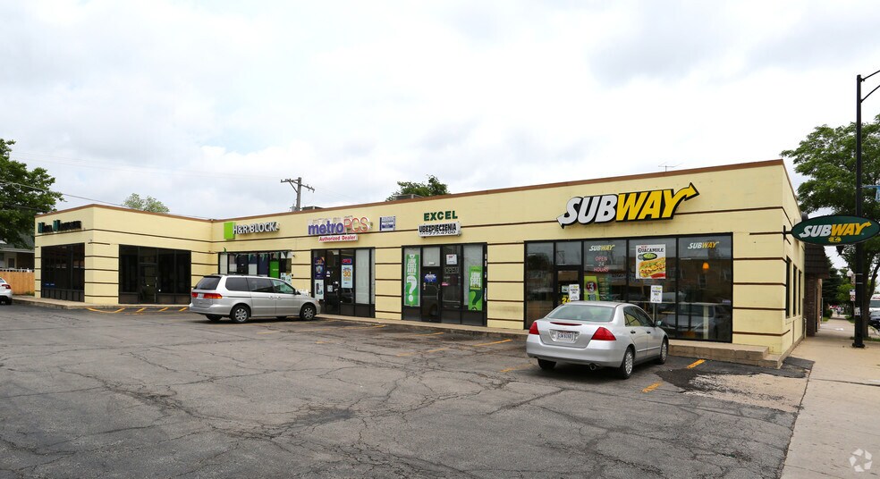 More Photos Of 5150 W Belmont Ave, Chicago Fast Food For Lease
