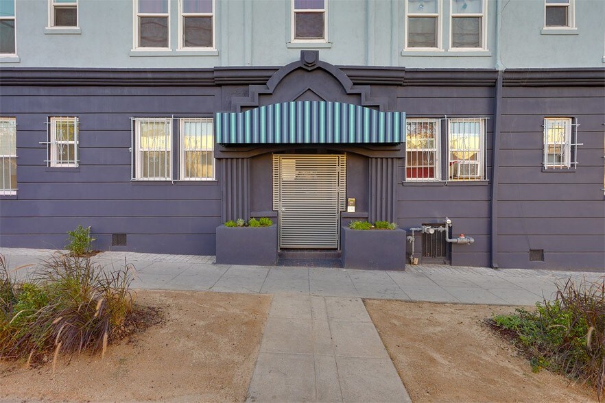 More Photos Of 4108 Marathon St, Los Angeles Apartments For Sale