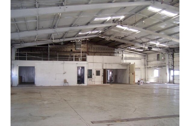 More Photos Of 88 Center St, Rock Springs Warehouse For Lease