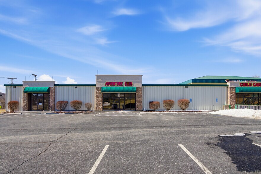 More Photos Of 77 Scattergood Dr NW, Christiansburg Warehouse For Lease