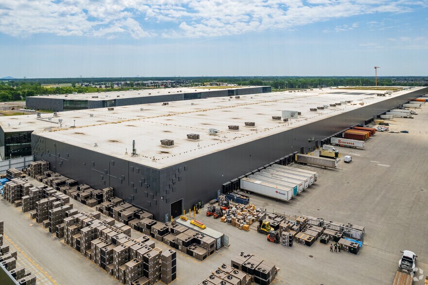 More Photos Of 1601 Rue René-Descartes, Saint-bruno Unknown For Lease