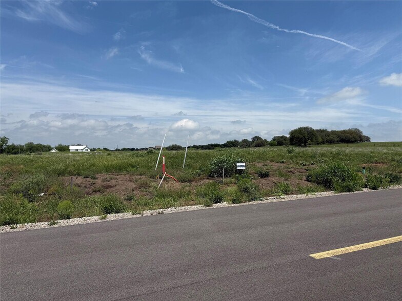 More Photos Of TBD Yawney Dr, Lipan Land For Sale