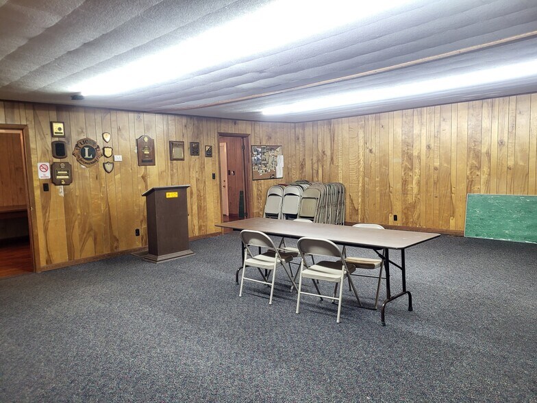 More Photos Of 2123 S Phillips Rd, Lanett Flex For Sale
