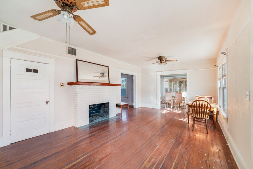 More Photos Of 415 Braddock Ave, Daytona Beach Multifamily For Sale