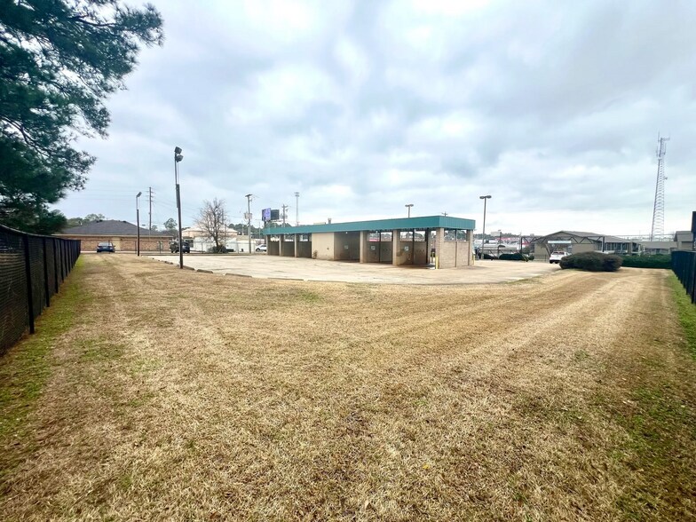 More Photos Of 2828 Coronado Dr, Shreveport Carwash For Sale