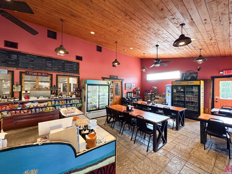 More Photos Of 1320 E Main St, Meriden Restaurant For Sale