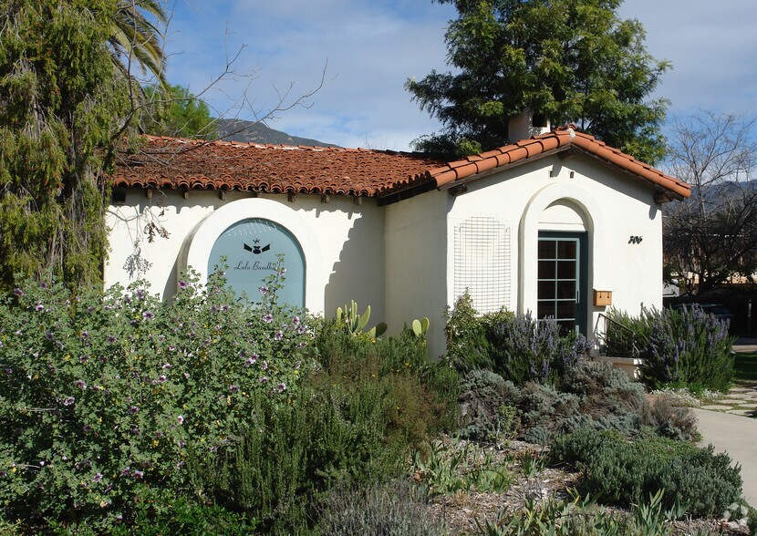 More Photos Of 306 E Matilija St, Ojai Office For Sale