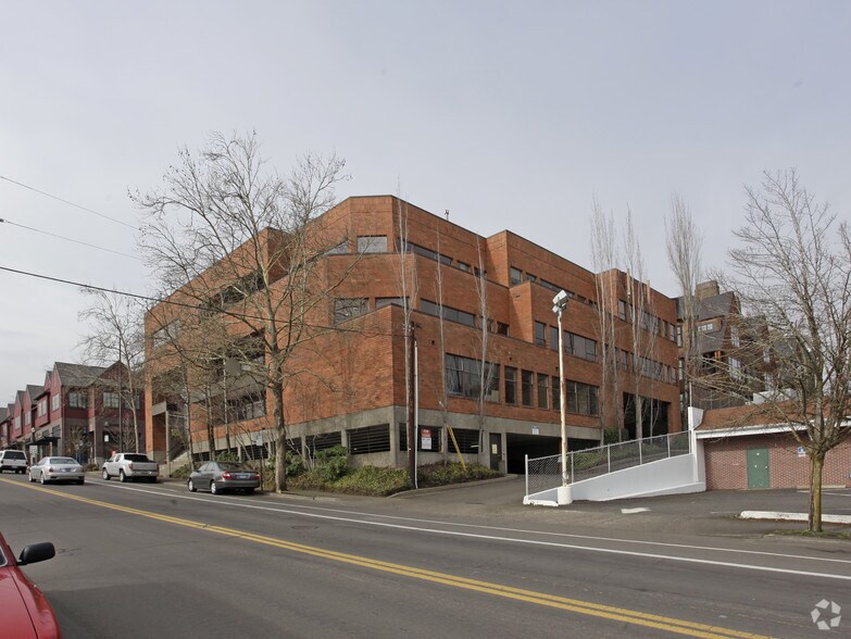 More Photos Of 155 B Ave, Lake Oswego Office For Sale