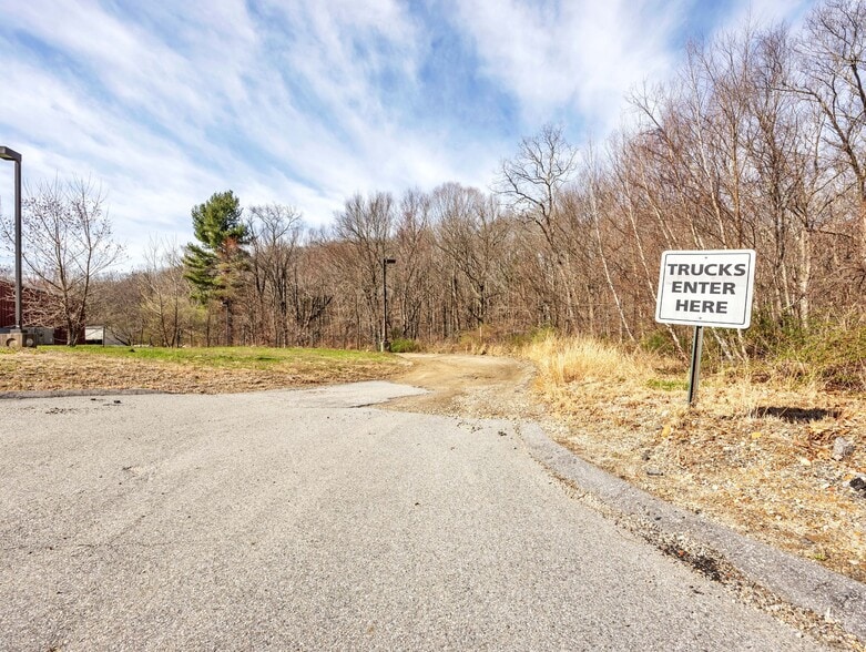 More Photos Of 39 Nott Hwy, Ashford Unknown For Lease