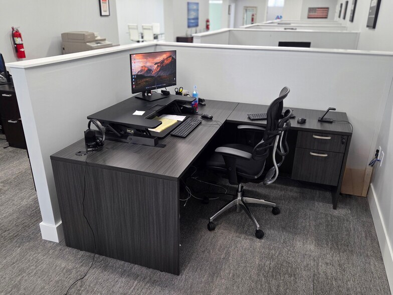 More Photos Of 2734 E Oakland Park Blvd, Fort Lauderdale Office For Sale