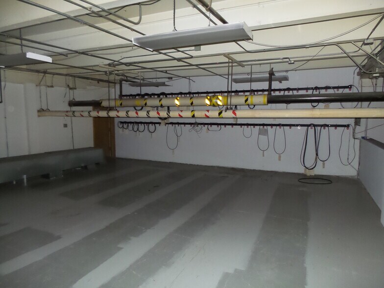 More Photos Of 19215 Vashon Hwy SW, Vashon Island Warehouse For Lease