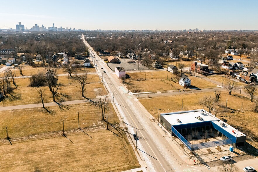 More Photos Of 8911 Kercheval ave, Detroit Land For Sale