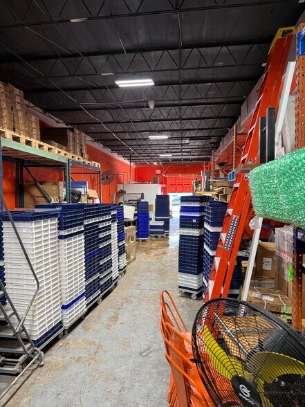 More Photos Of 669-679 W 26th St, Hialeah Warehouse For Sale