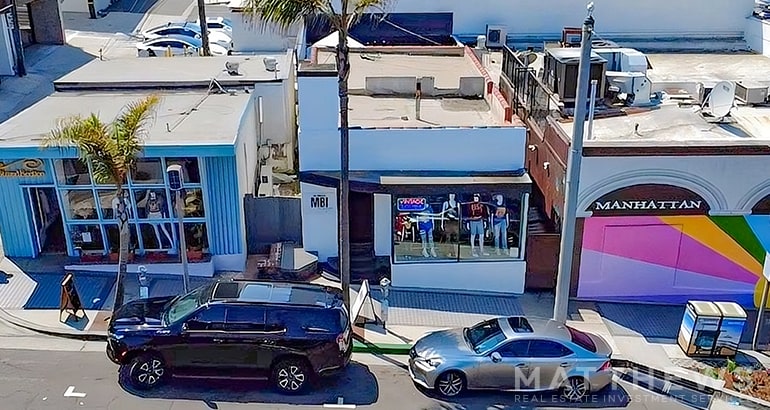 More Photos Of 208 Manhattan Beach Blvd, Manhattan Beach Restaurant For Lease