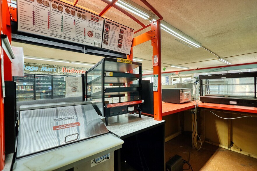 More Photos Of 247 Cannon Dr, Social Circle Restaurant For Sale