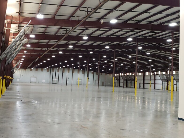 More Photos Of 3600 Formosa Ave, McAllen Distribution For Lease