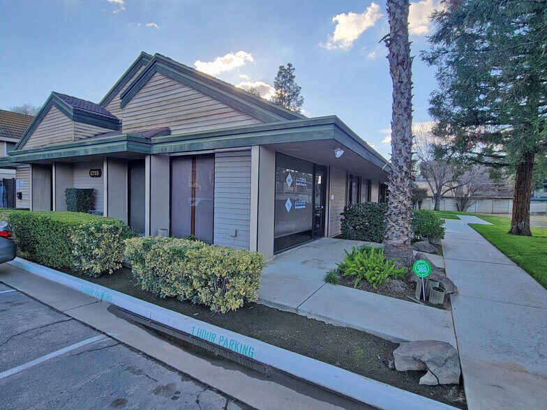 More Photos Of 2755 E Shaw Ave, Fresno Office For Lease