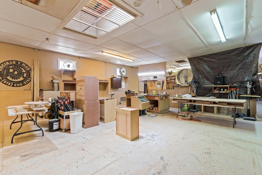 More Photos Of 10108 Socorro Dr, El Paso General Retail For Sale