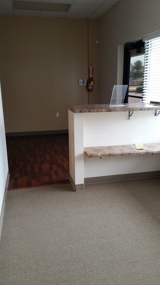 More Photos Of 4582 Cumberland Rd, Fayetteville Freestanding For Lease