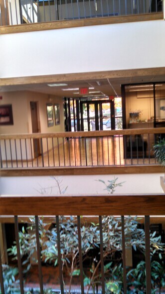 More Photos Of 2727 N Grandview Blvd, Waukesha Office For Sale